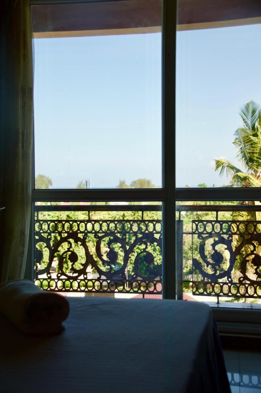 Pearl At Oyster Bay Bed & Breakfast Dar es Salaam Exterior foto